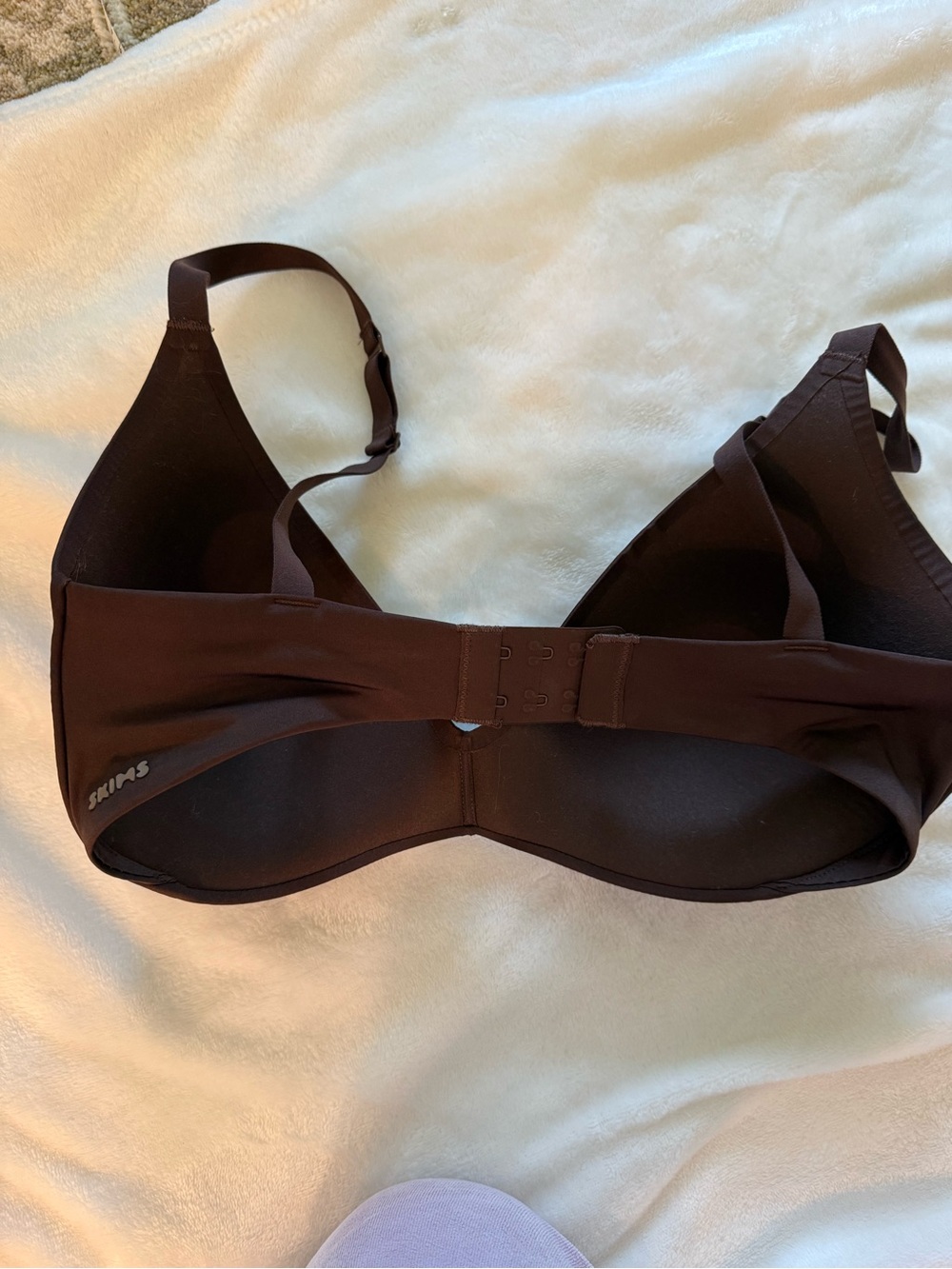 Bras - Picture 2 of 4